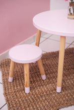 Load image into Gallery viewer, Alo Table & Lalo Chairs