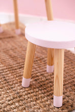 Load image into Gallery viewer, Alo Table & Lalo Chairs